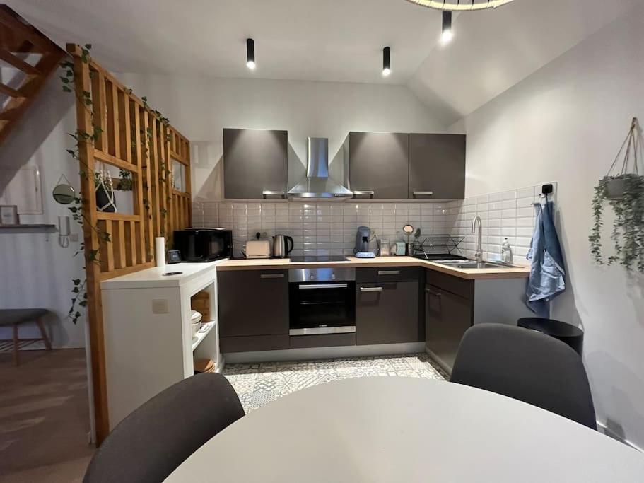 Duplex Avec Parking A 100M De La Mer De Panne Esterno foto